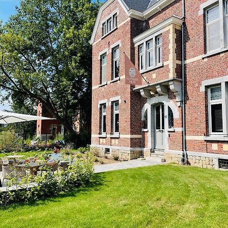 B&B Het Notarishuis - Authentiek Verblijf Nabij Maastricht Вурен Экстерьер фото