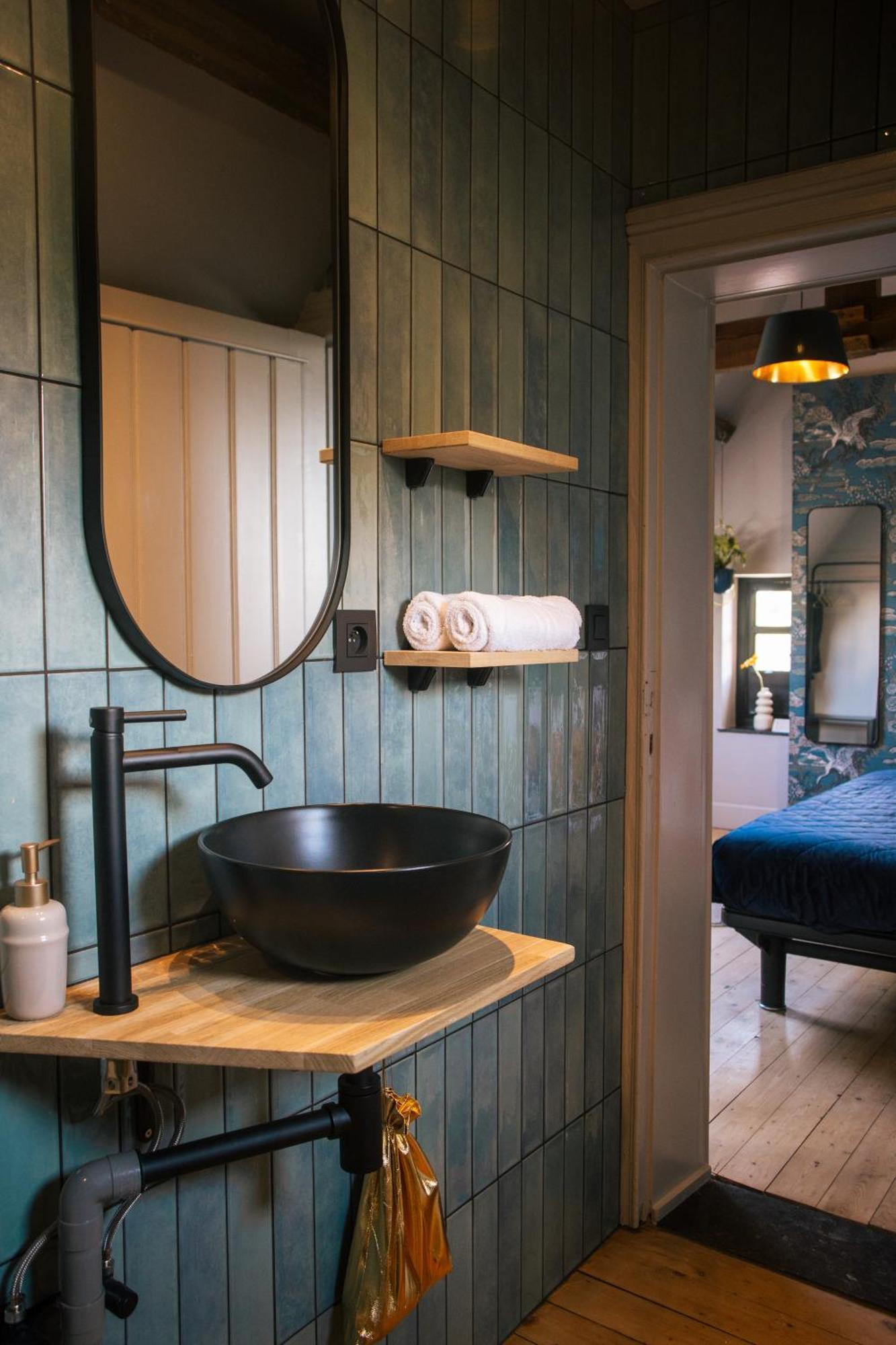 B&B Het Notarishuis - Authentiek Verblijf Nabij Maastricht Вурен Экстерьер фото