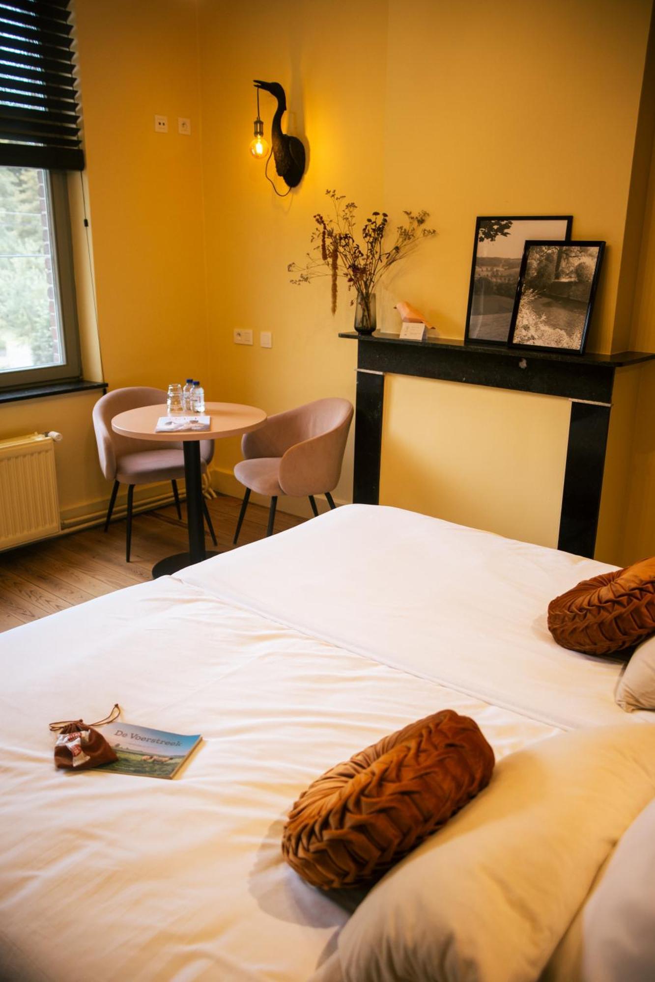 B&B Het Notarishuis - Authentiek Verblijf Nabij Maastricht Вурен Экстерьер фото