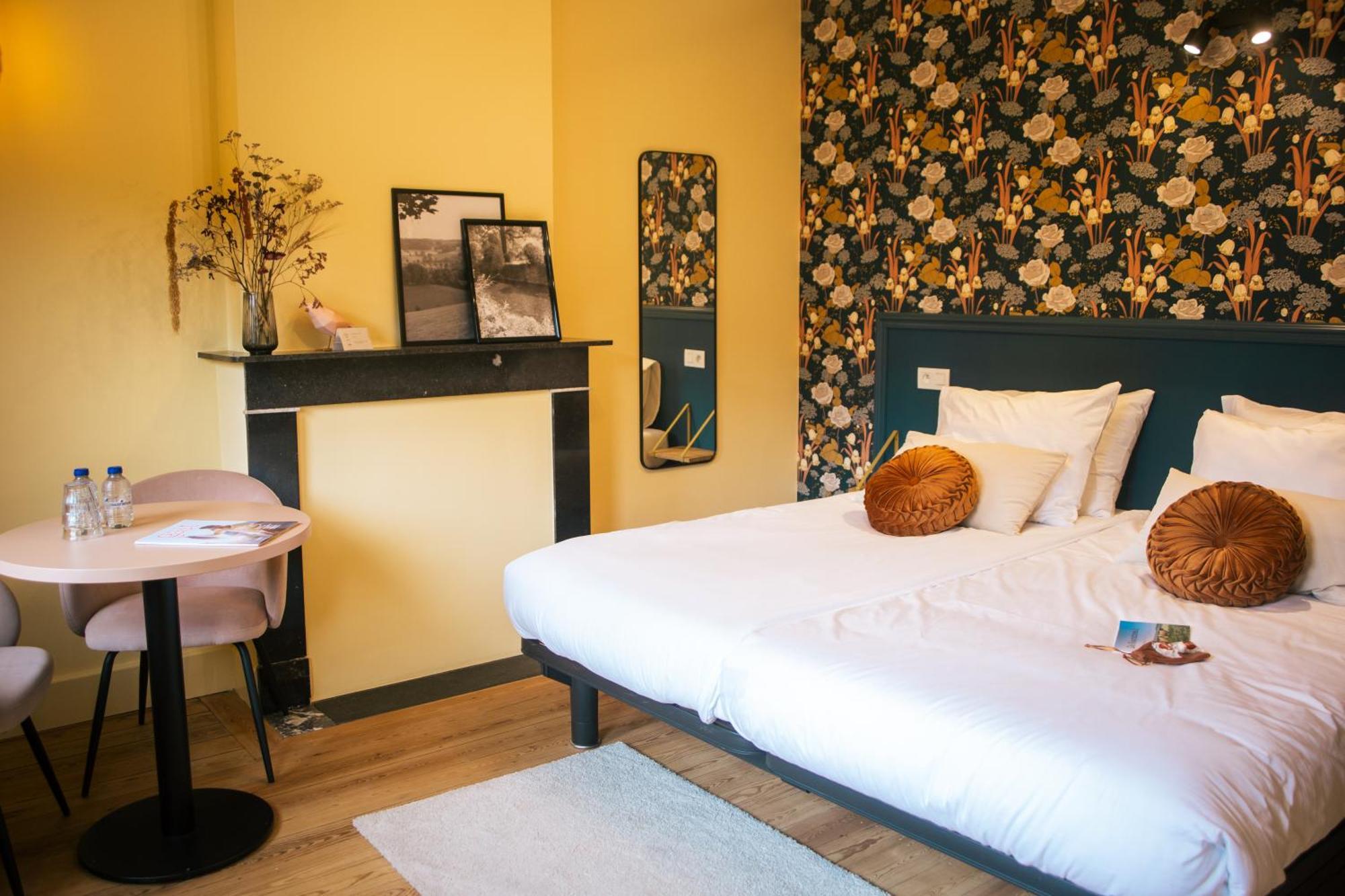 B&B Het Notarishuis - Authentiek Verblijf Nabij Maastricht Вурен Экстерьер фото