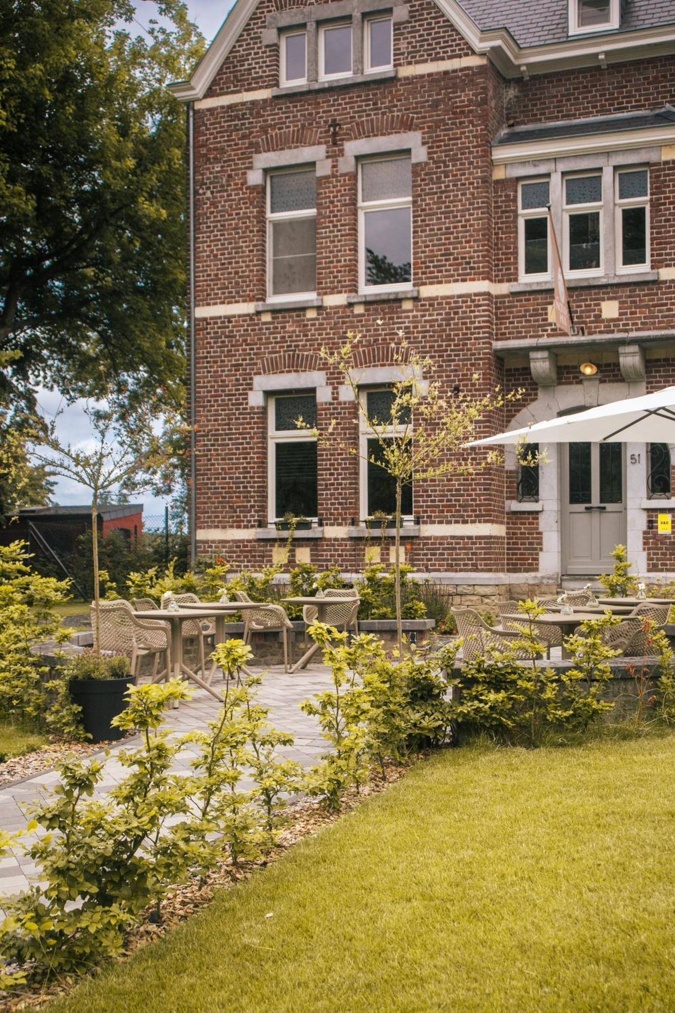 B&B Het Notarishuis - Authentiek Verblijf Nabij Maastricht Вурен Экстерьер фото